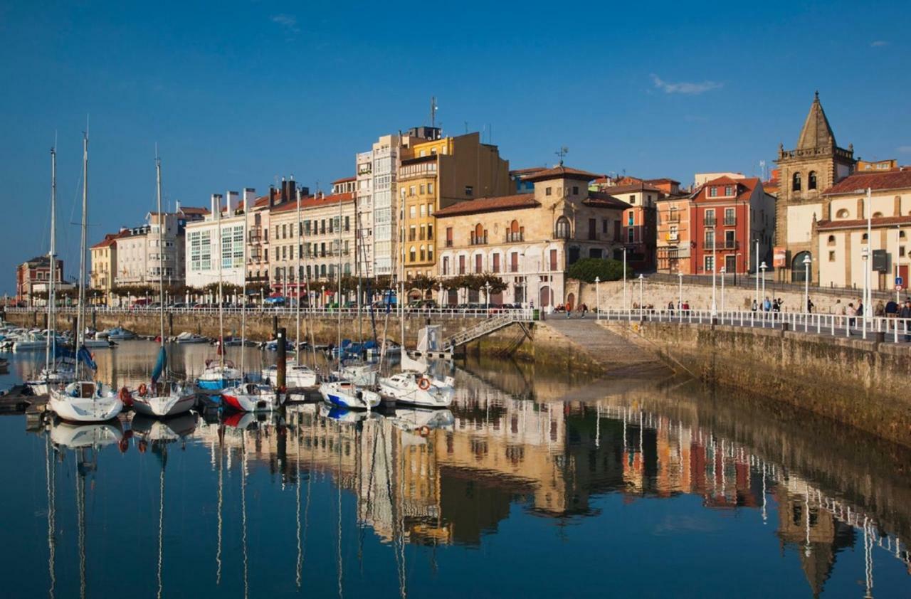 Tierra Encantada Gijón Buitenkant foto